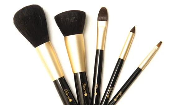 メイクブラシ05